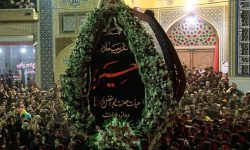 مراسم شام غریبان حسینی در کاشان برگزار شد + تصویر